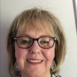 Meet your Posher, Dawna